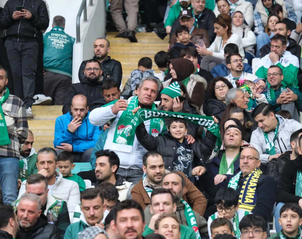 (ÖZEL) Bursaspor - Fethiyespor taraftar fotoğrafları 1