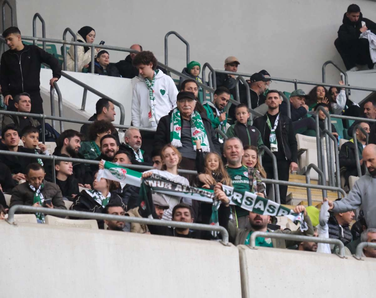(ÖZEL) Bursaspor - Fethiyespor taraftar fotoğrafları 1