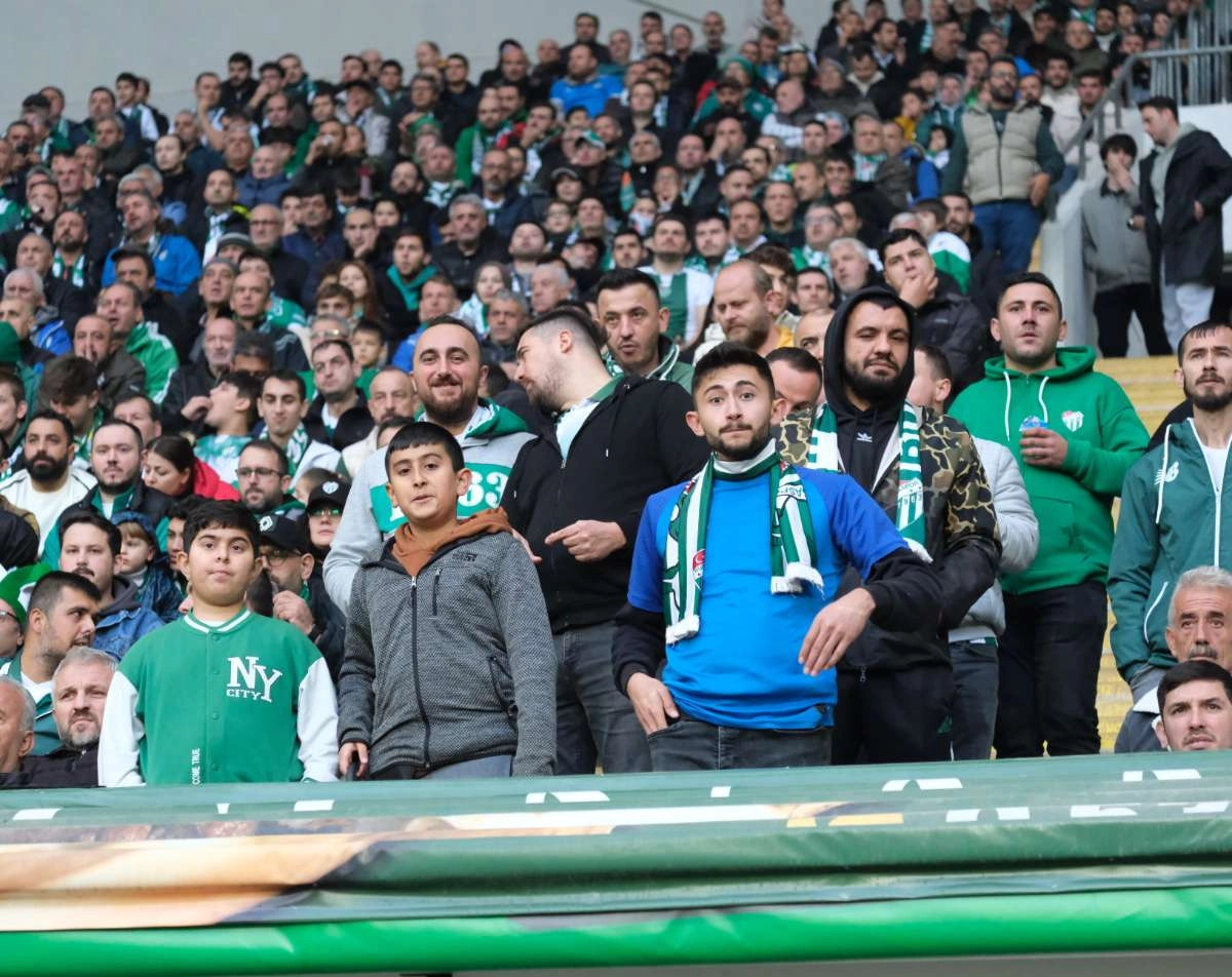 (ÖZEL) Bursaspor - Fethiyespor taraftar fotoğrafları 1