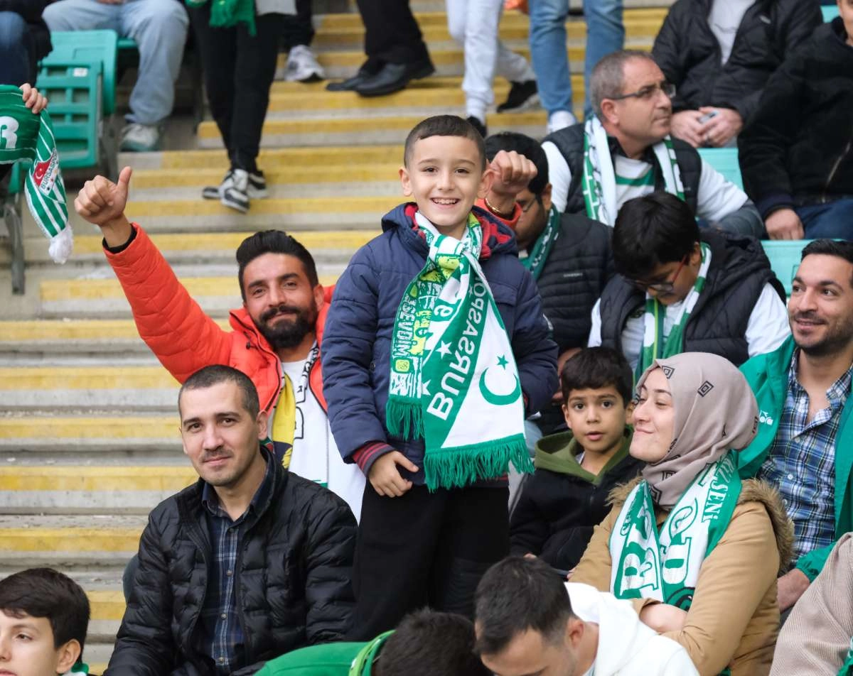 (ÖZEL) Bursaspor - Fethiyespor taraftar fotoğrafları 1
