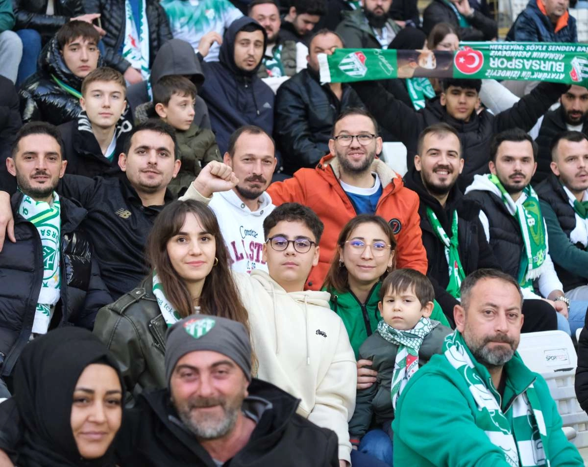 (ÖZEL) Bursaspor - Fethiyespor taraftar fotoğrafları 1