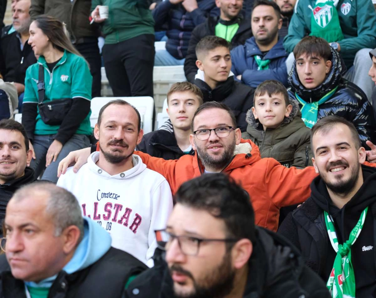 (ÖZEL) Bursaspor - Fethiyespor taraftar fotoğrafları 1