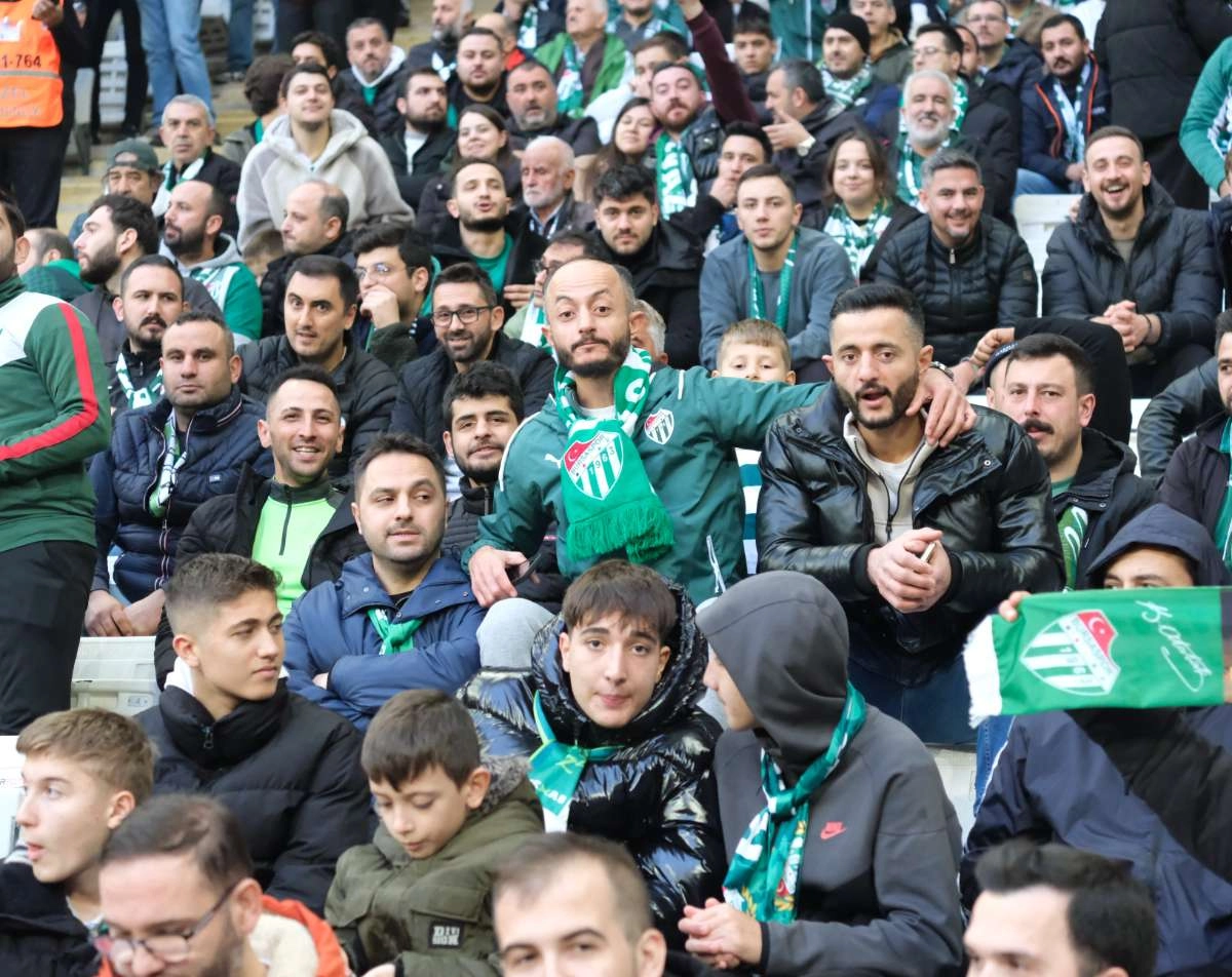 (ÖZEL) Bursaspor - Fethiyespor taraftar fotoğrafları 1