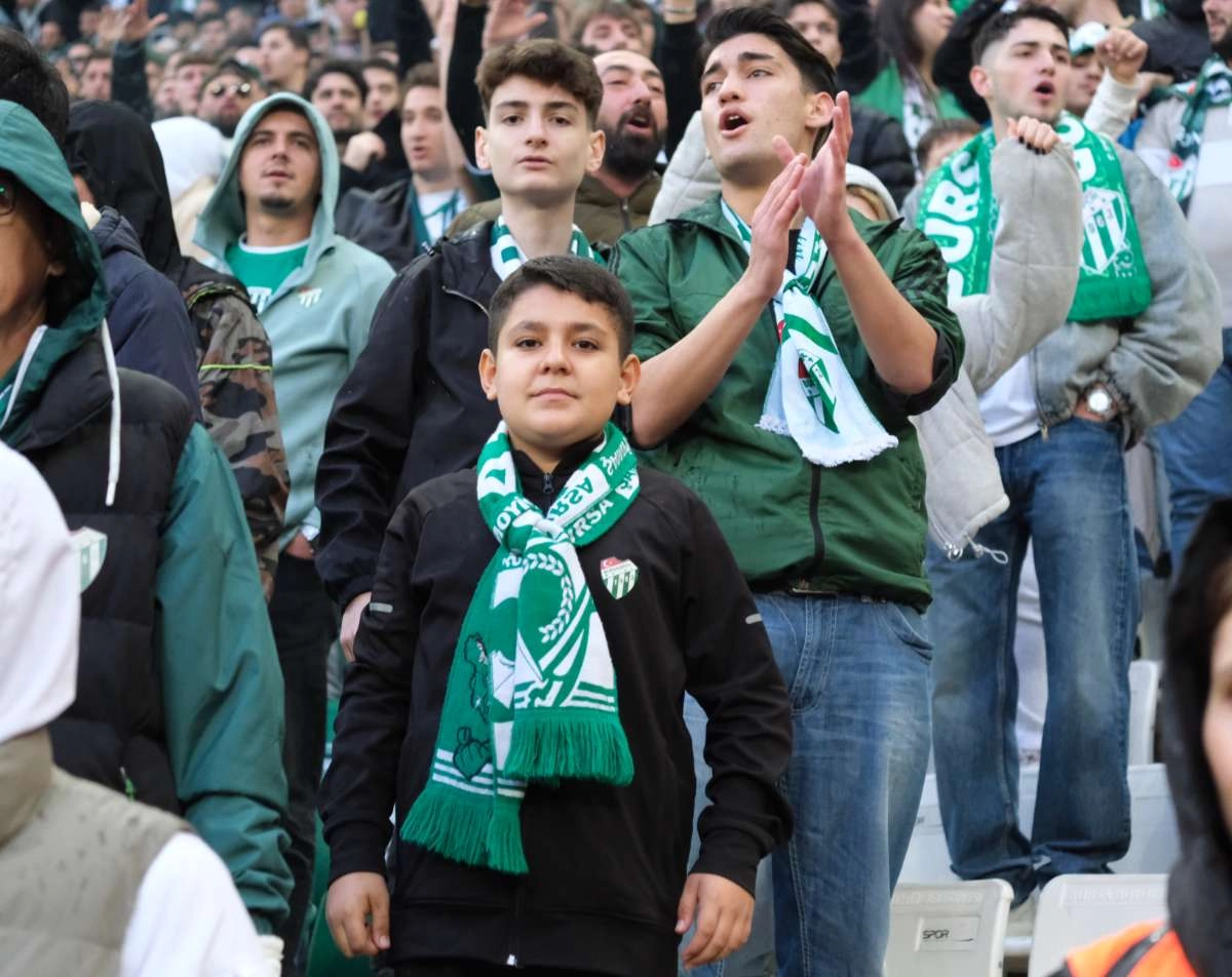 (ÖZEL) Bursaspor - Fethiyespor taraftar fotoğrafları 1