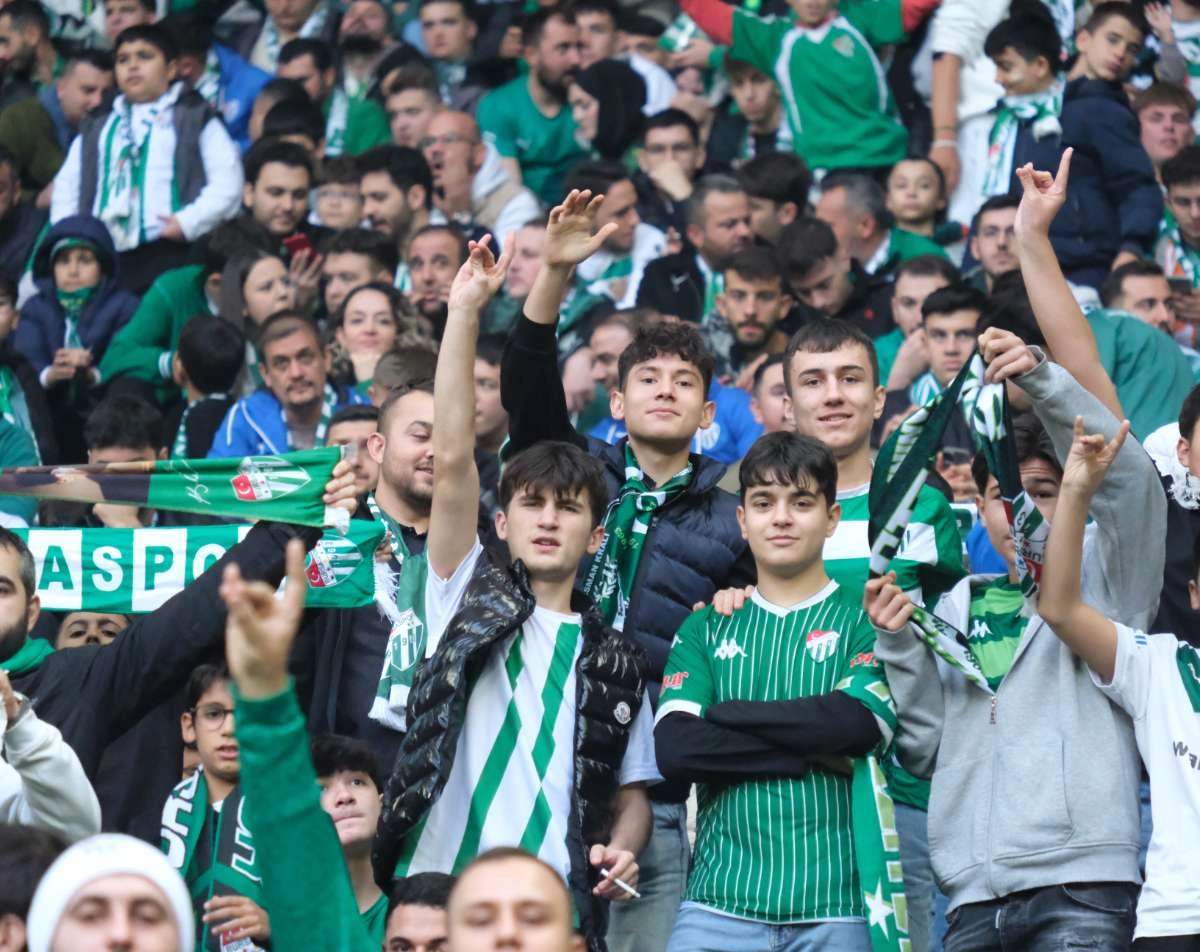 (ÖZEL) Bursaspor - Fethiyespor taraftar fotoğrafları 1