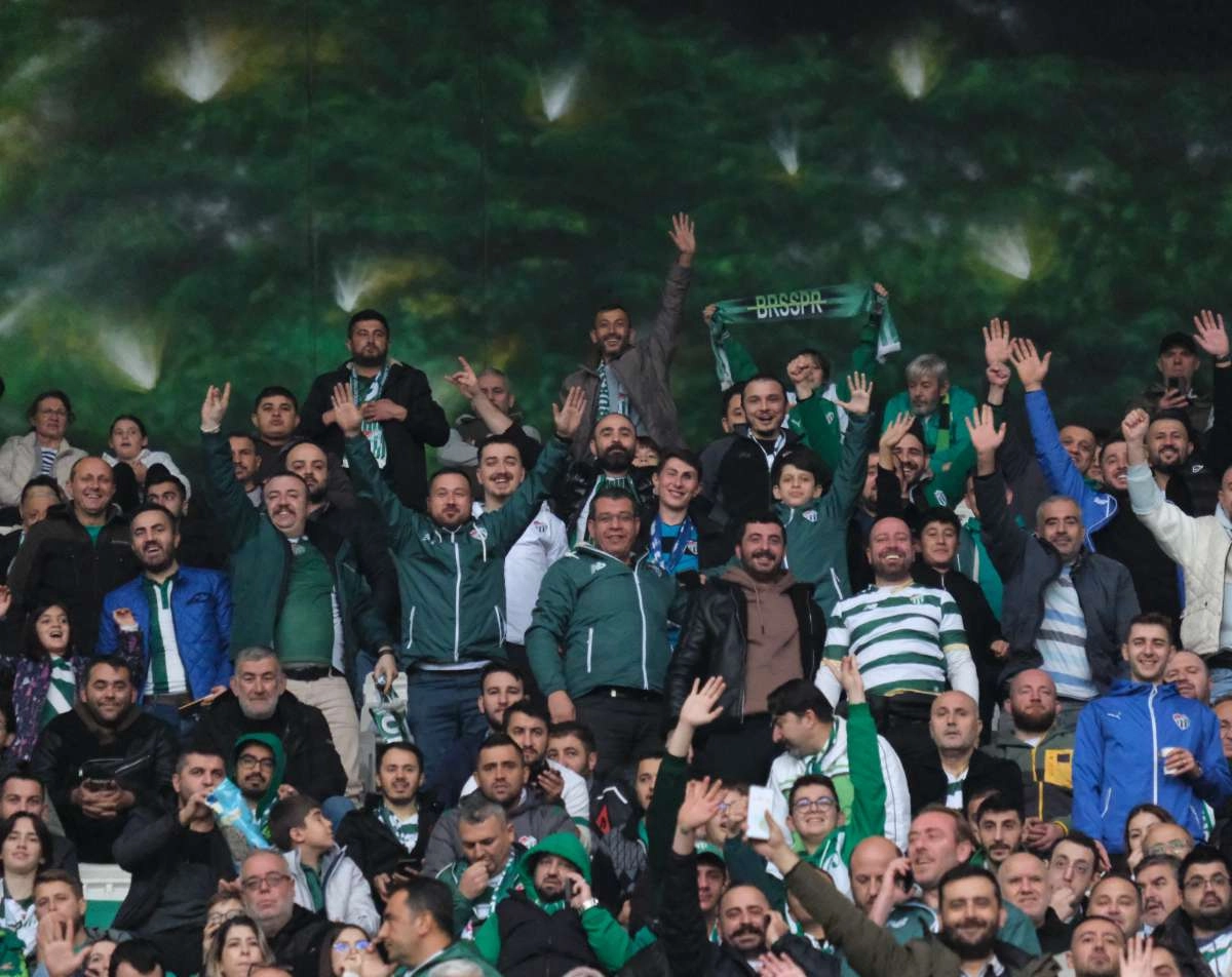 (ÖZEL) Bursaspor - Fethiyespor taraftar fotoğrafları 1
