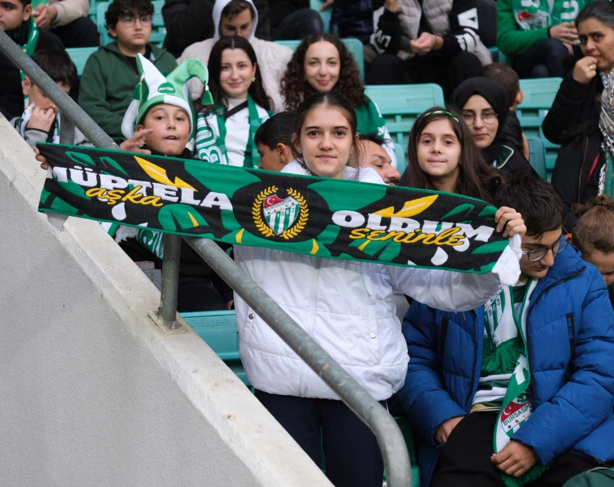 (ÖZEL) Bursaspor - Fethiyespor taraftar fotoğrafları 1