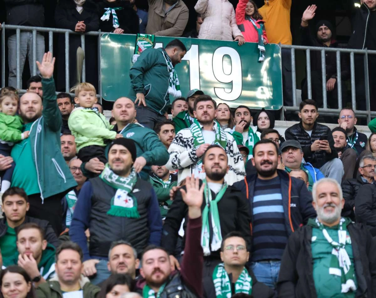 (ÖZEL) Bursaspor - Fethiyespor taraftar fotoğrafları 1