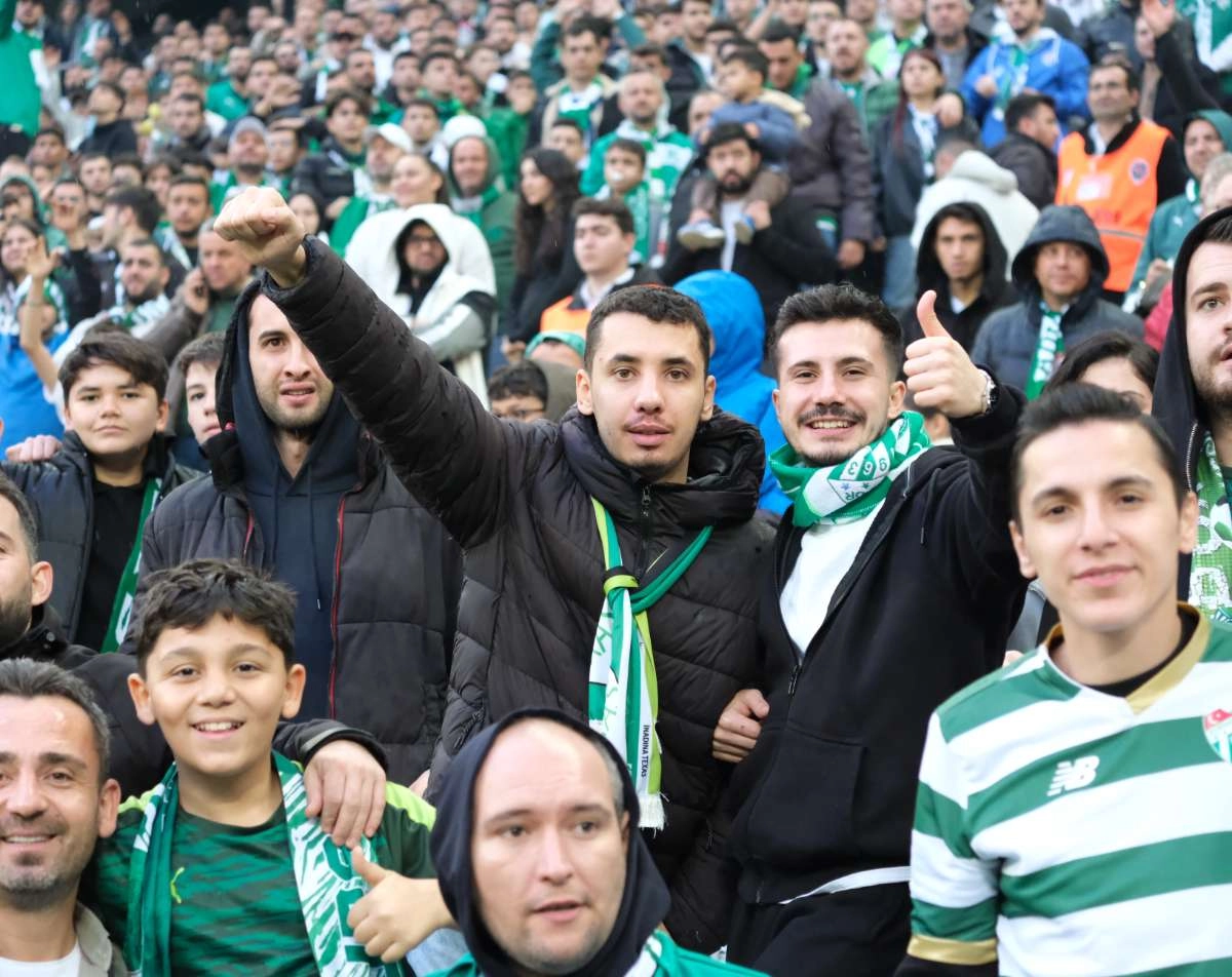 (ÖZEL) Bursaspor - Fethiyespor taraftar fotoğrafları 1