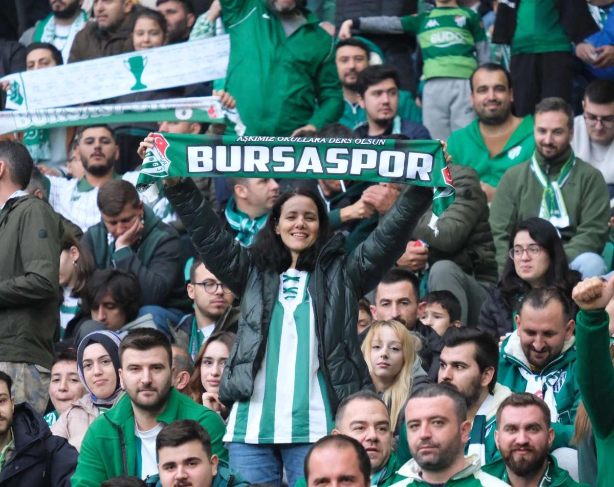(ÖZEL) Bursaspor - Fethiyespor taraftar fotoğrafları 1