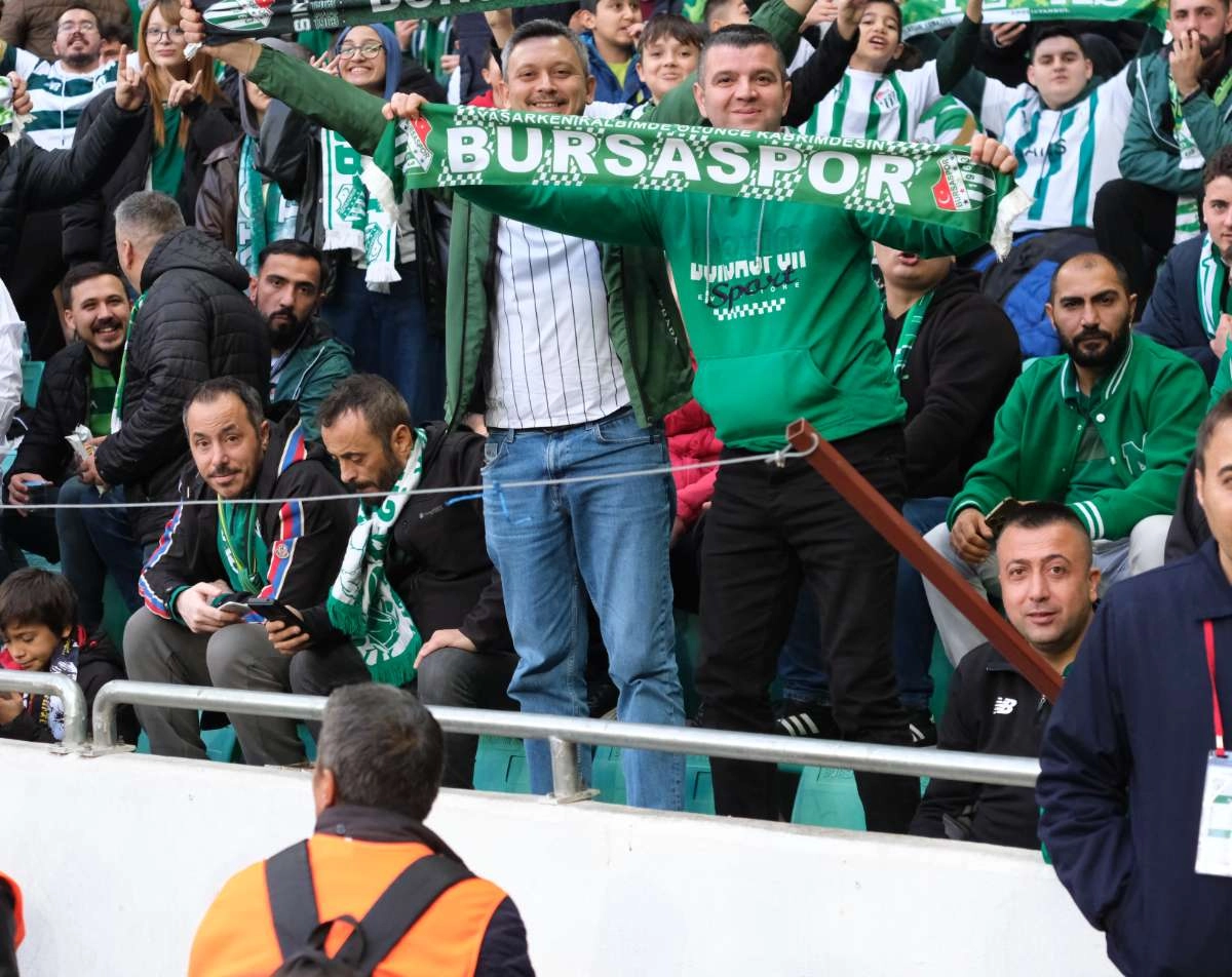 (ÖZEL) Bursaspor - Fethiyespor taraftar fotoğrafları 1