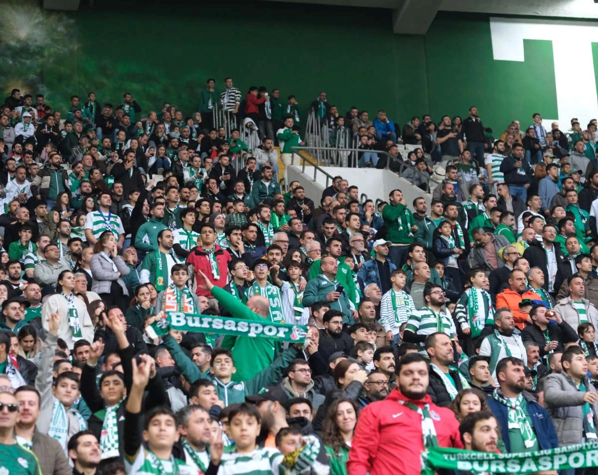 (ÖZEL) Bursaspor - Fethiyespor taraftar fotoğrafları 1