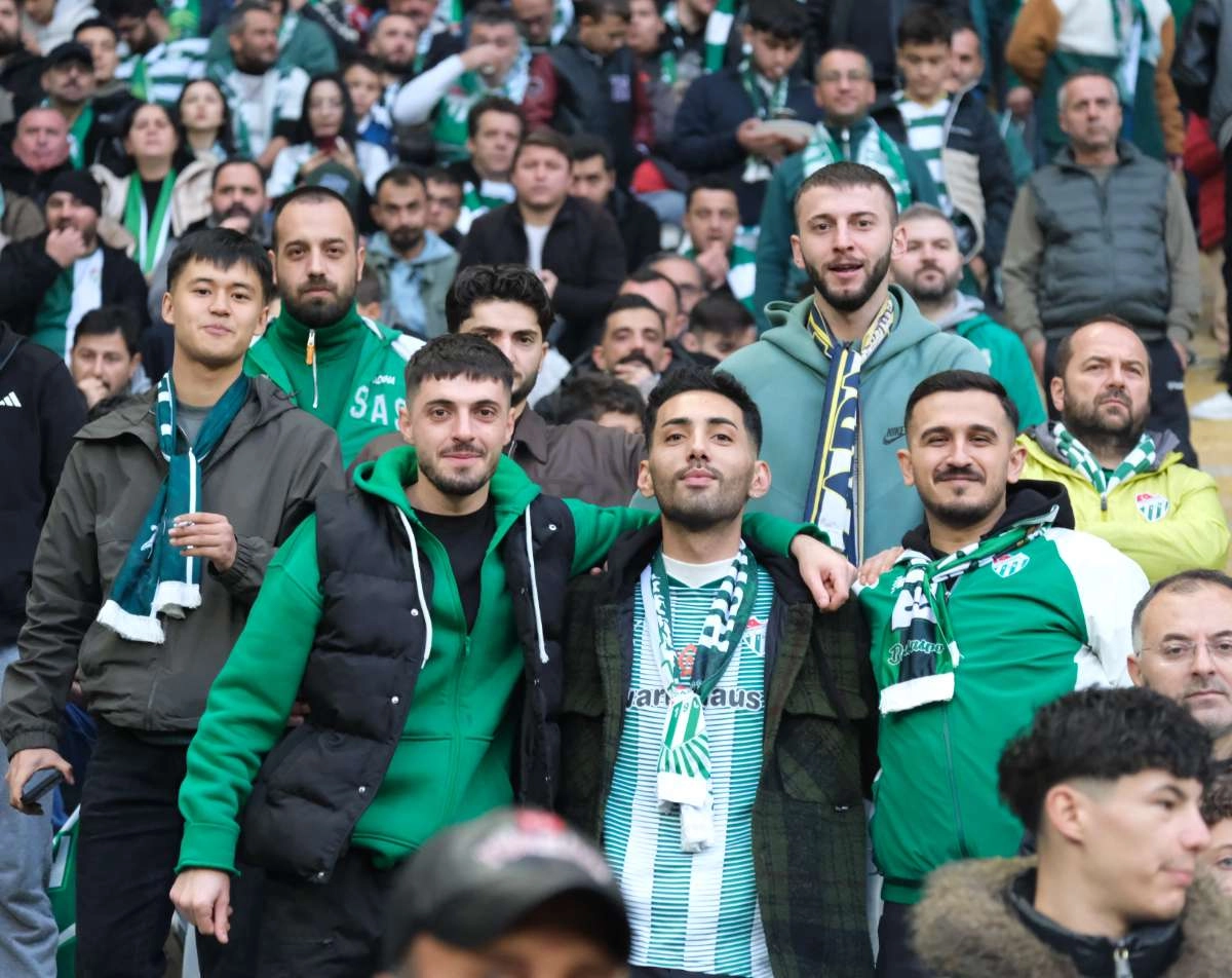 (ÖZEL) Bursaspor - Fethiyespor taraftar fotoğrafları 1