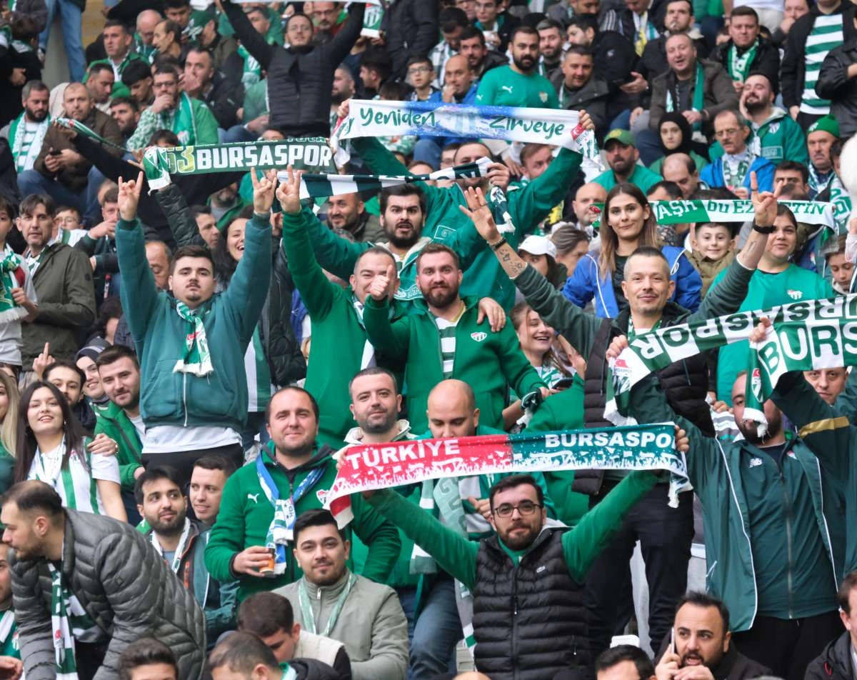 (ÖZEL) Bursaspor - Fethiyespor taraftar fotoğrafları 1