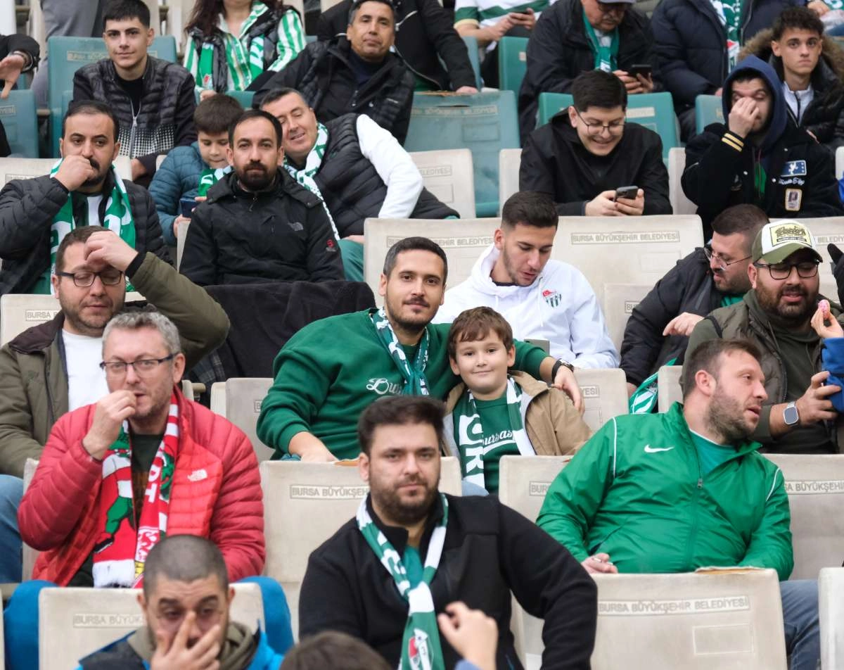 (ÖZEL) Bursaspor - Fethiyespor taraftar fotoğrafları 1