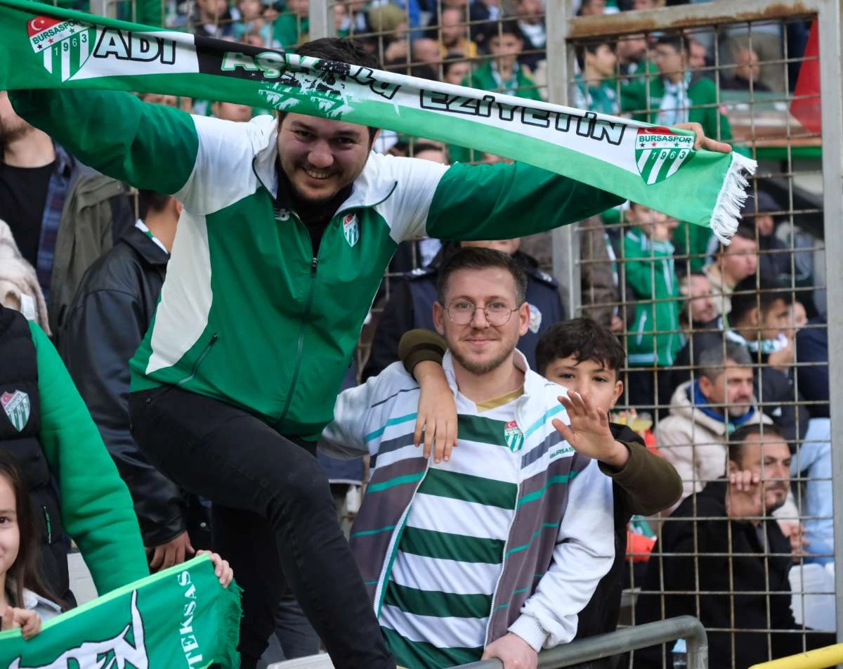 (ÖZEL) Bursaspor - Fethiyespor taraftar fotoğrafları 1
