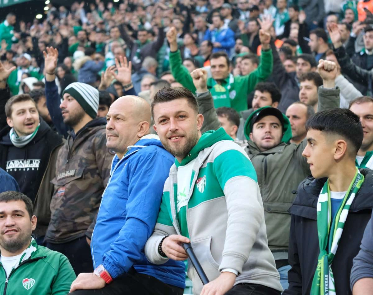 (ÖZEL) Bursaspor - Fethiyespor taraftar fotoğrafları 1