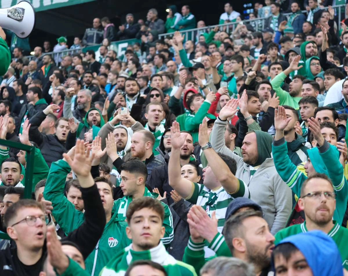 (ÖZEL) Bursaspor - Fethiyespor taraftar fotoğrafları 1