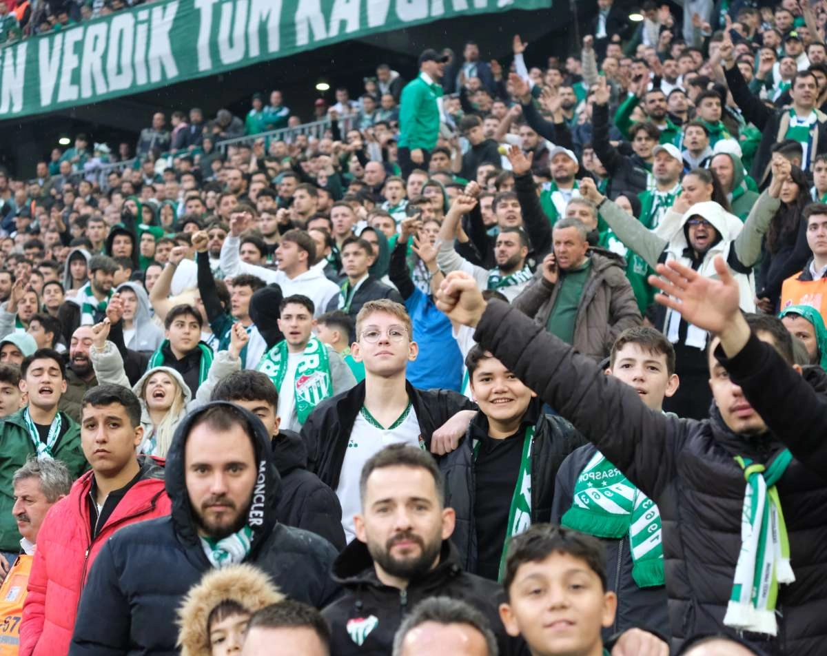 (ÖZEL) Bursaspor - Fethiyespor taraftar fotoğrafları 1