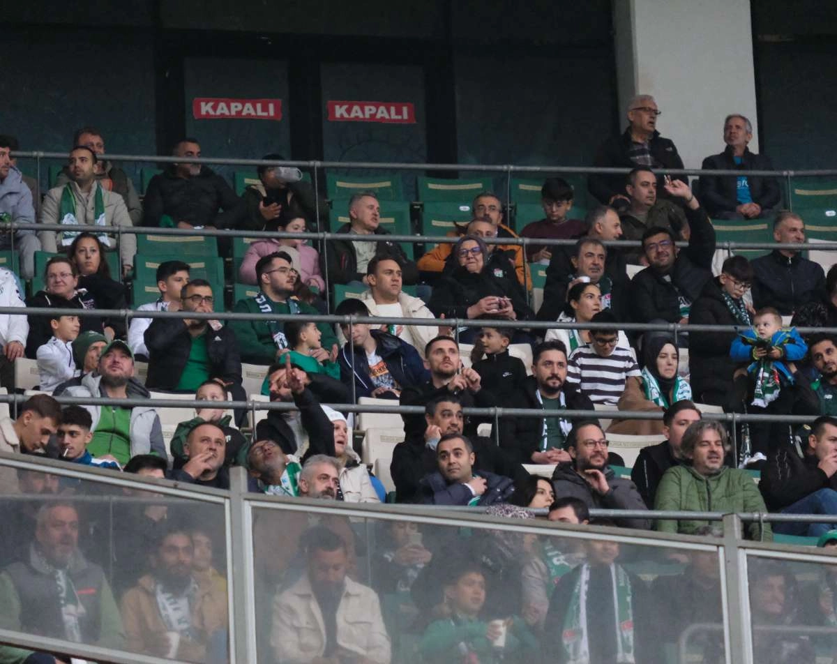 (ÖZEL) Bursaspor - Fethiyespor taraftar fotoğrafları 1