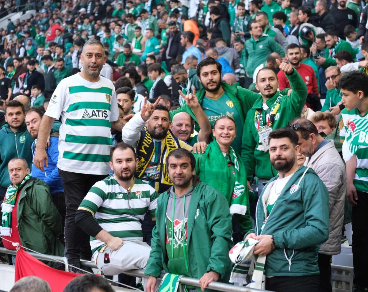 (ÖZEL) Bursaspor - Fethiyespor taraftar fotoğrafları 1