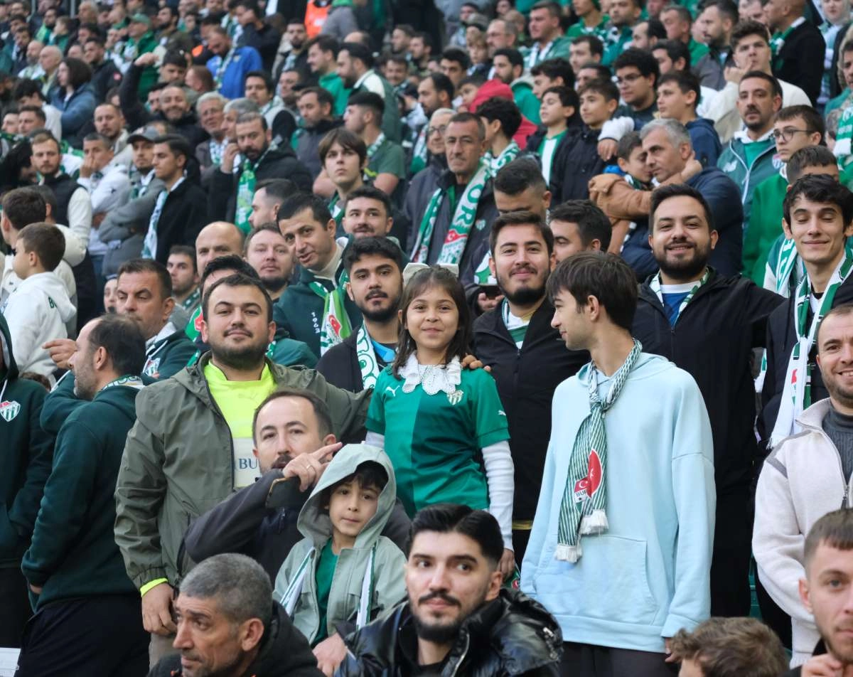 (ÖZEL) Bursaspor - Fethiyespor taraftar fotoğrafları 1