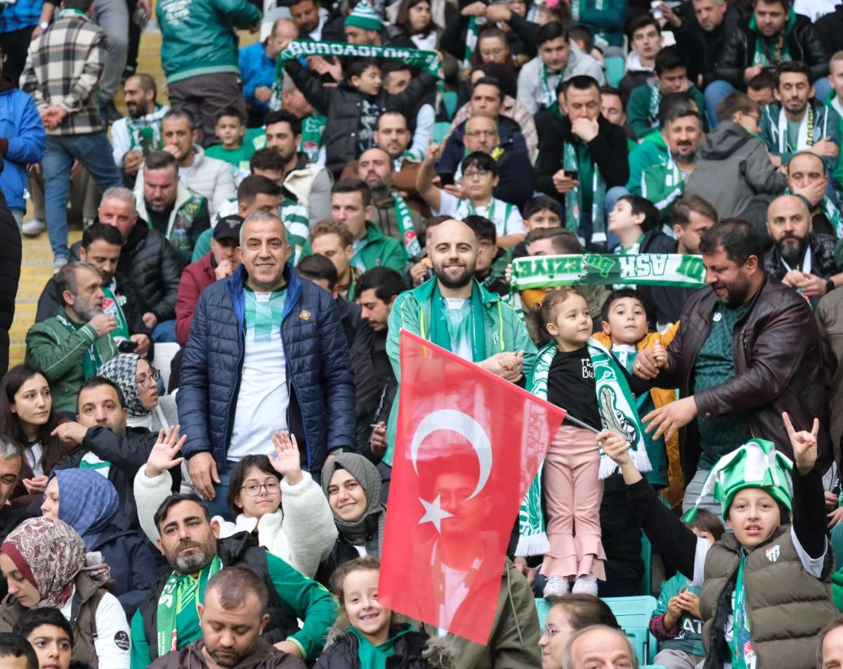 (ÖZEL) Bursaspor - Fethiyespor taraftar fotoğrafları 1