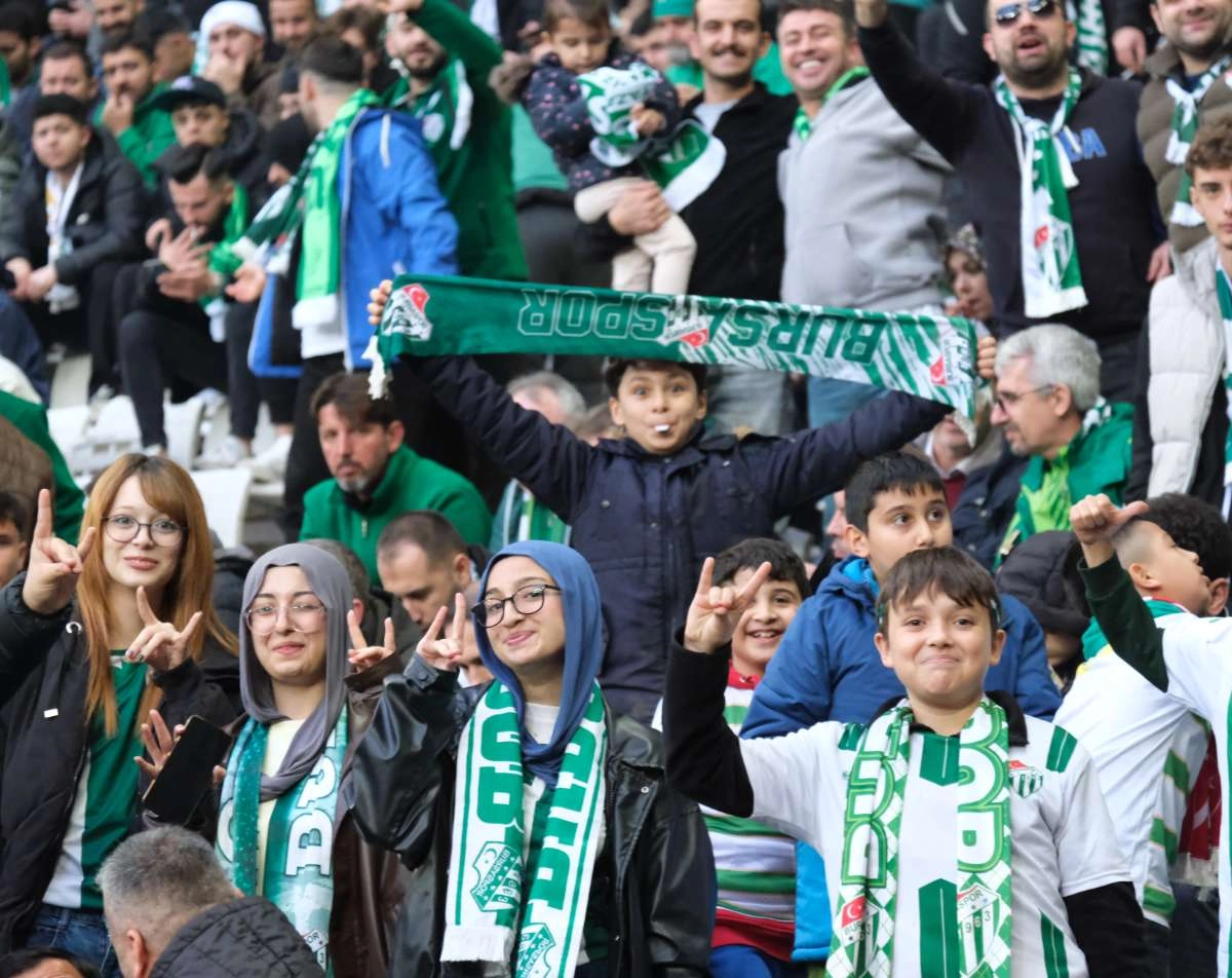 (ÖZEL) Bursaspor - Fethiyespor taraftar fotoğrafları 1