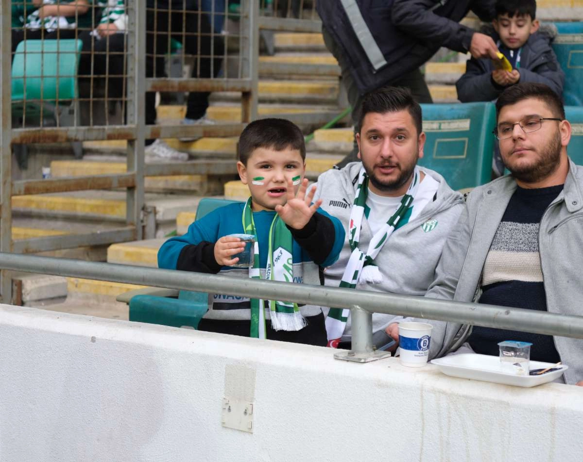 (ÖZEL) Bursaspor - Fethiyespor taraftar fotoğrafları 1