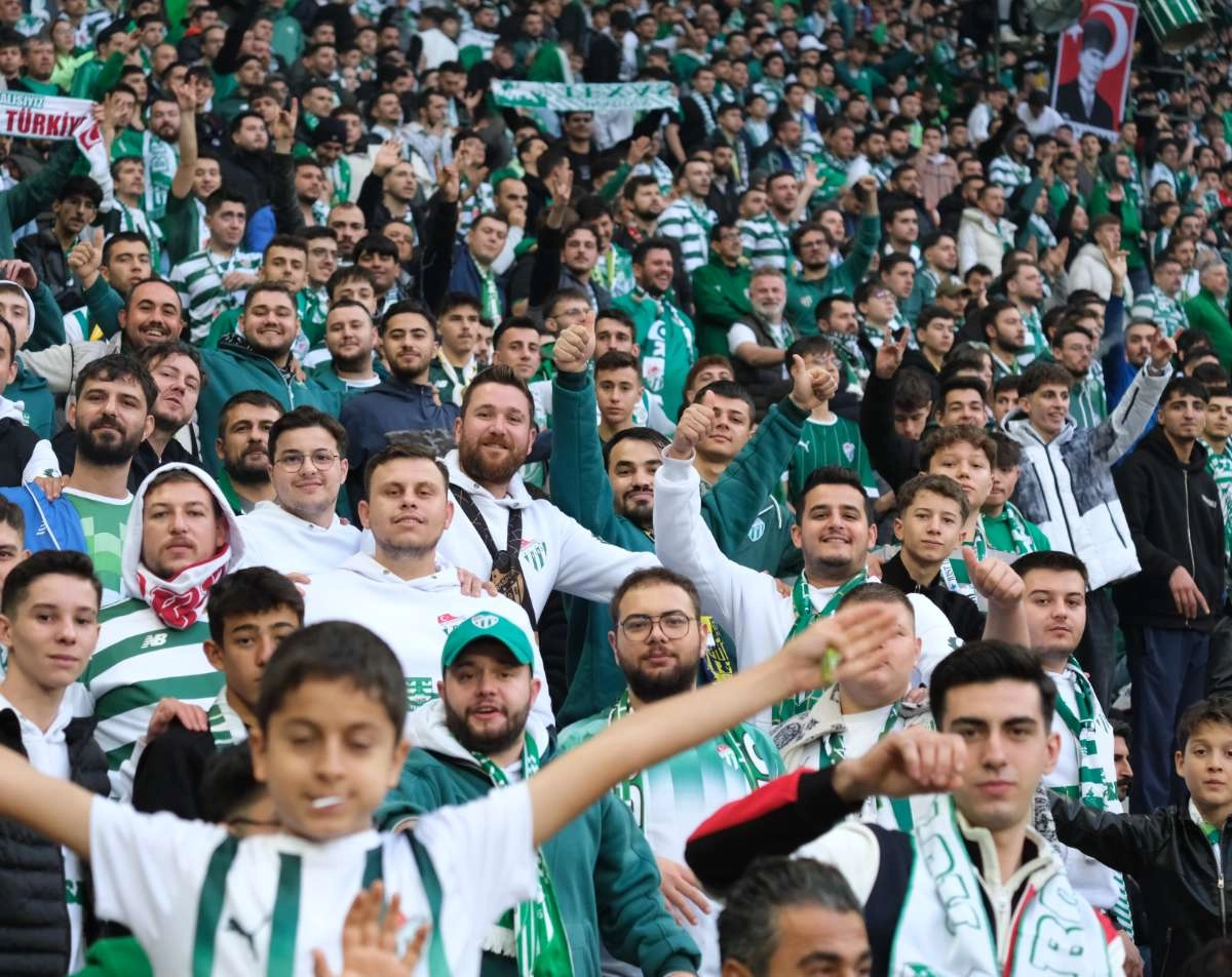 (ÖZEL) Bursaspor - Fethiyespor taraftar fotoğrafları 1