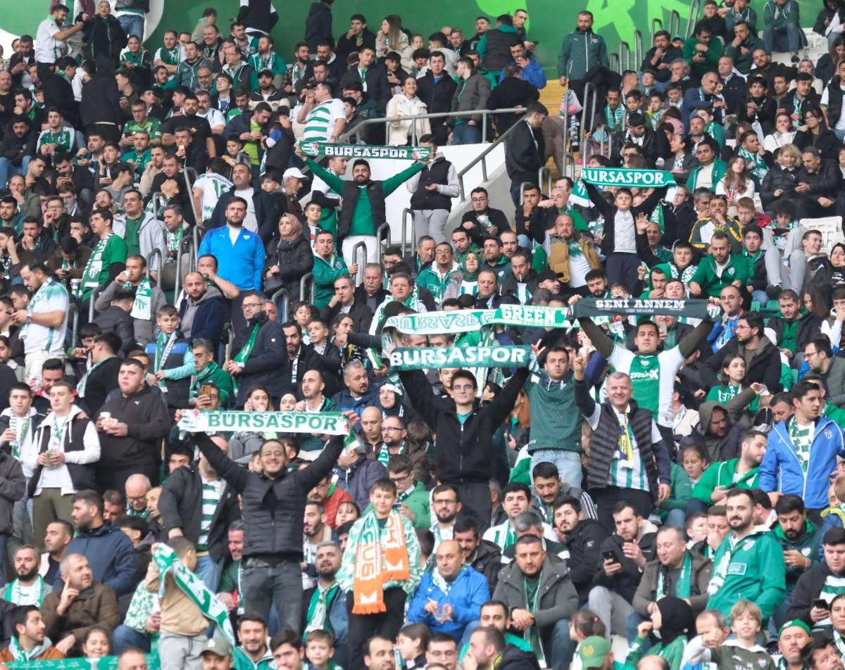 (ÖZEL) Bursaspor - Fethiyespor taraftar fotoğrafları 1