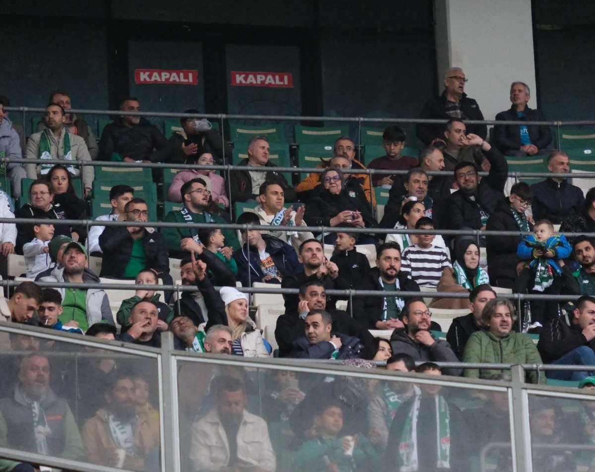 (ÖZEL) Bursaspor - Fethiyespor taraftar fotoğrafları 1