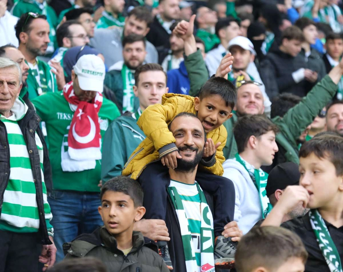 (ÖZEL) Bursaspor - Fethiyespor taraftar fotoğrafları 1