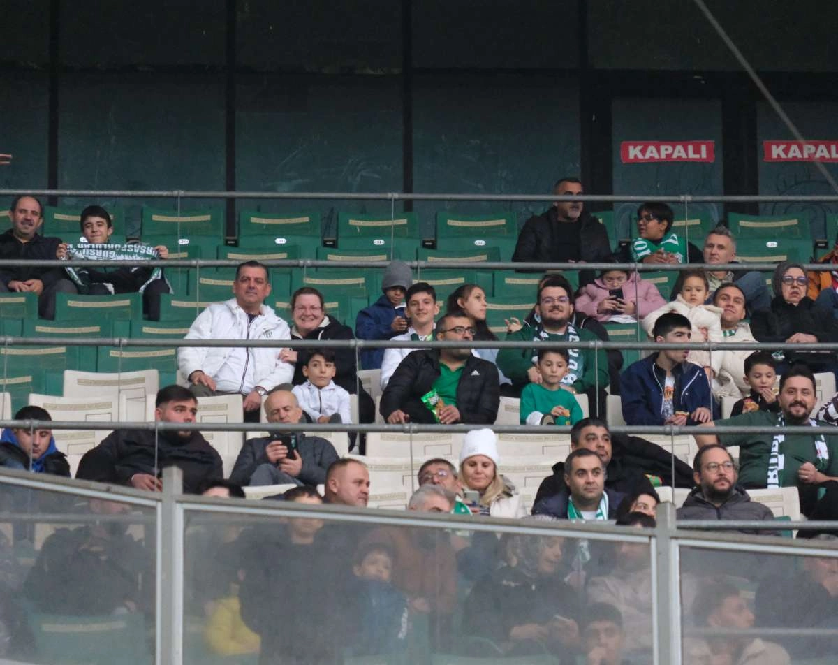(ÖZEL) Bursaspor - Fethiyespor taraftar fotoğrafları 1