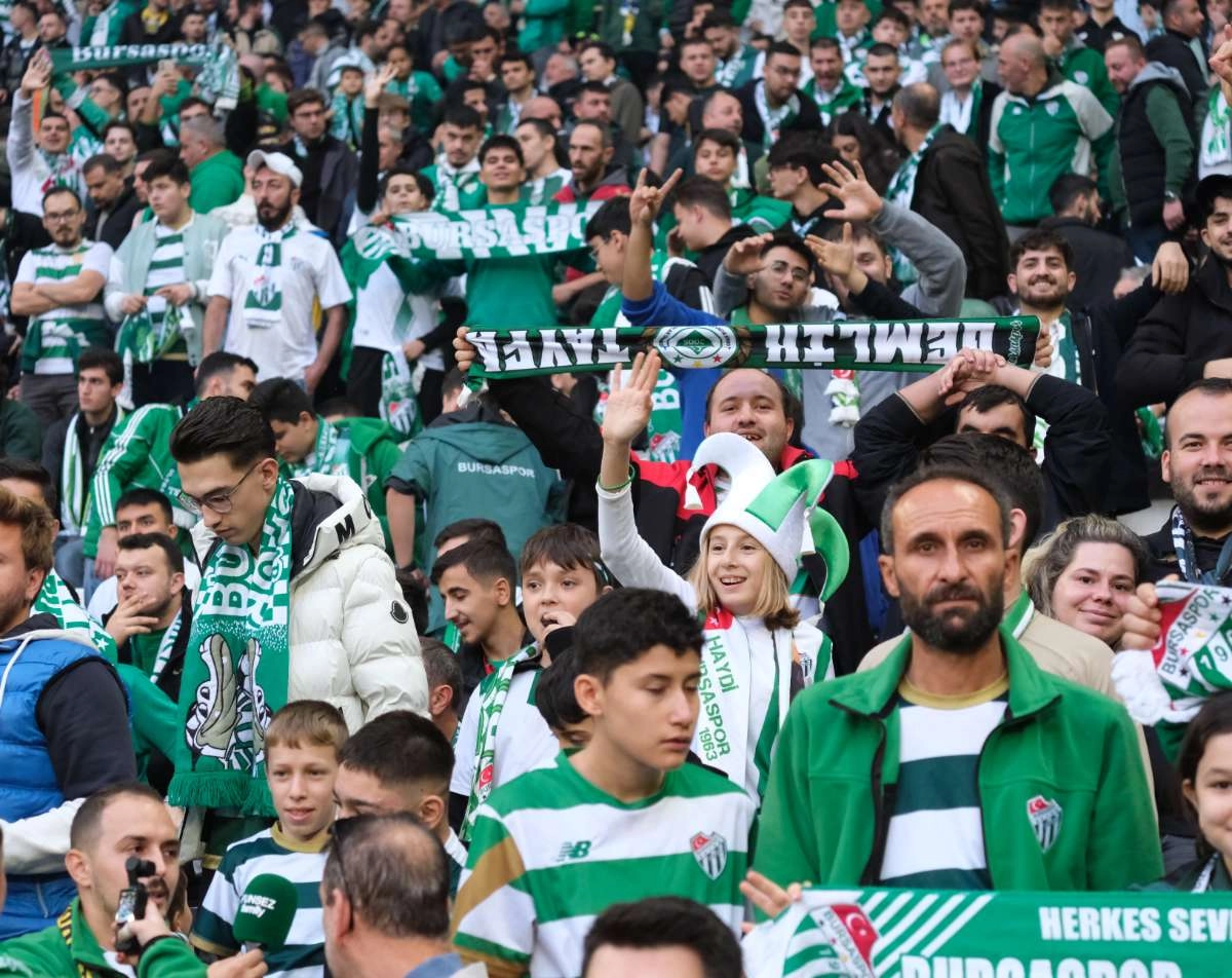 (ÖZEL) Bursaspor - Fethiyespor taraftar fotoğrafları 1