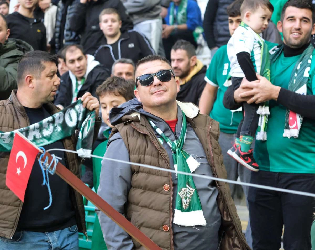 (ÖZEL) Bursaspor - Fethiyespor taraftar fotoğrafları 1