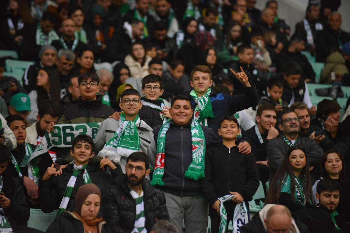 (ÖZEL) Bursaspor - Fethiyespor taraftar fotoğrafları 2