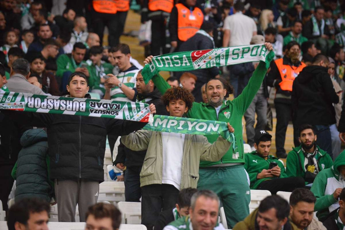 (ÖZEL) Bursaspor - Fethiyespor taraftar fotoğrafları 2