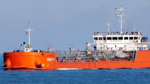 Rusya'dan Gürcistan'a seyreden MIDVOLGA-2 tankeri saldırıya uğradı