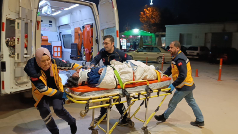 Marketin yük asansöründe sıkışan işçi ağır yaralandı