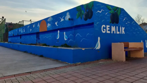 Gemlik’te atıl alanlar sanatla güzelleşiyor