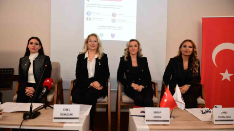 Cumhuriyetin Eğitimci İlk Kadın Milletvekilleri Osmangazi’de Konuşuldu