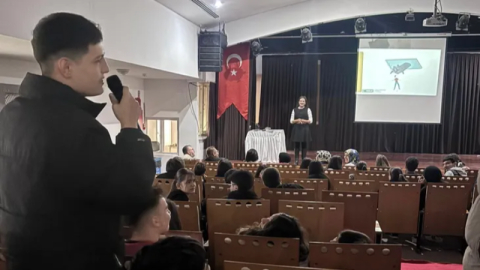Gençlere “Teknoloji Bağımlılığı” eğitimi verildi