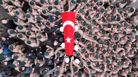 Şehit polise silah arkadaşlarından duygusal veda