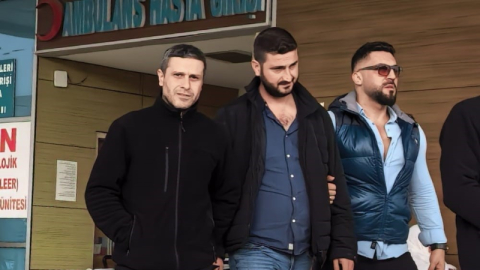 Narko ekipleri uyuşturucu tacirlerini suçüstü yakaladı