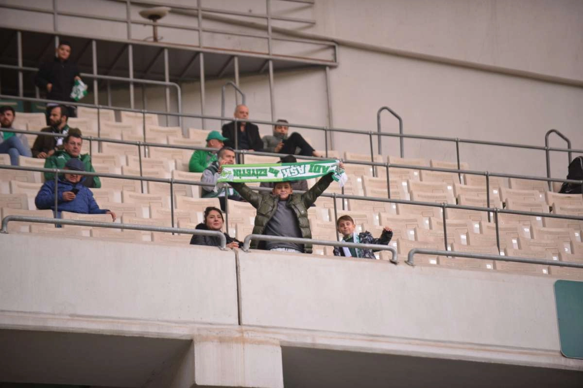 (ÖZEL) Bursaspor - Ankara Demirspor taraftar fotoğrafları 2