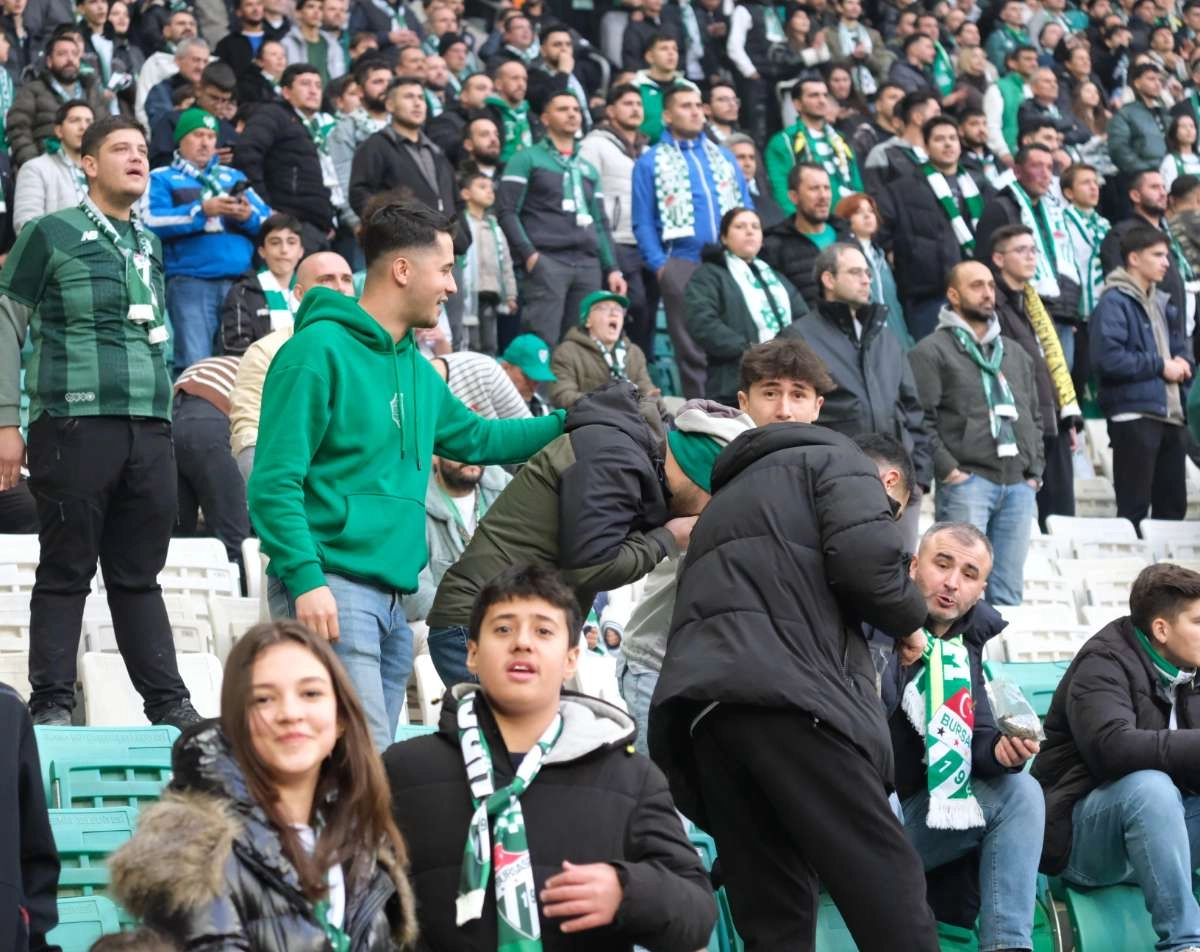 (ÖZEL) Bursaspor - Ankara Demirspor taraftar fotoğrafları 1