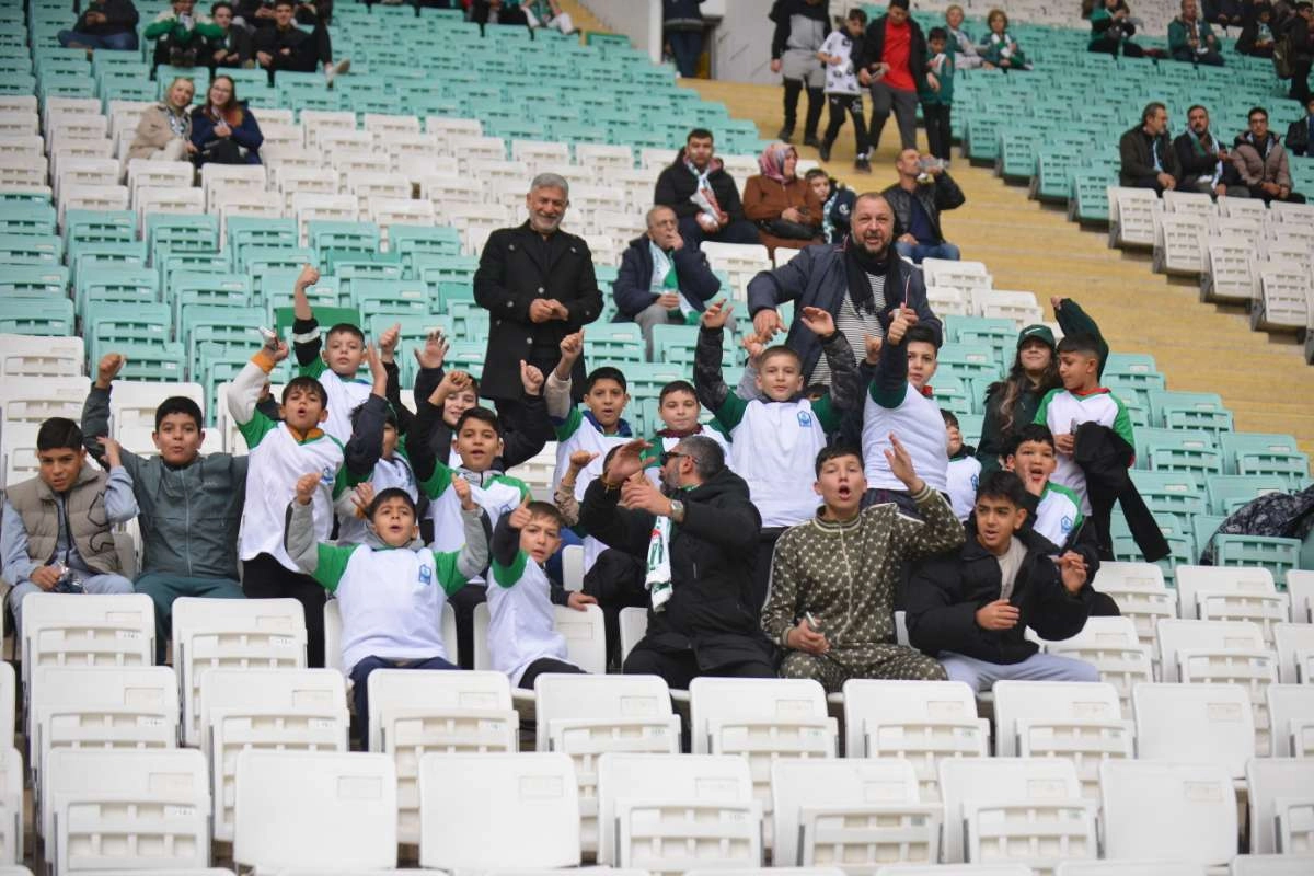 (ÖZEL) Bursaspor - Ankara Demirspor taraftar fotoğrafları 2