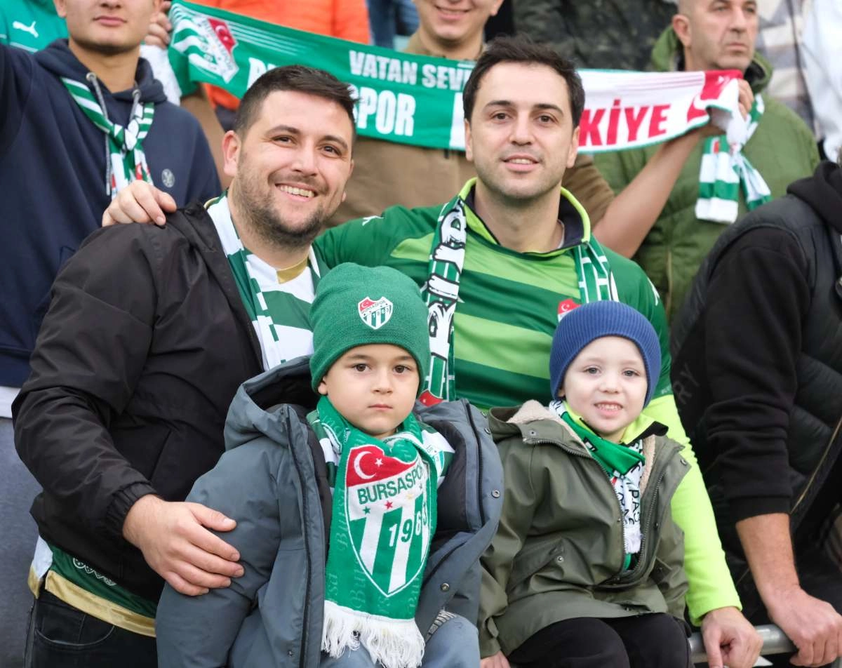 (ÖZEL) Bursaspor - Ankara Demirspor taraftar fotoğrafları 1