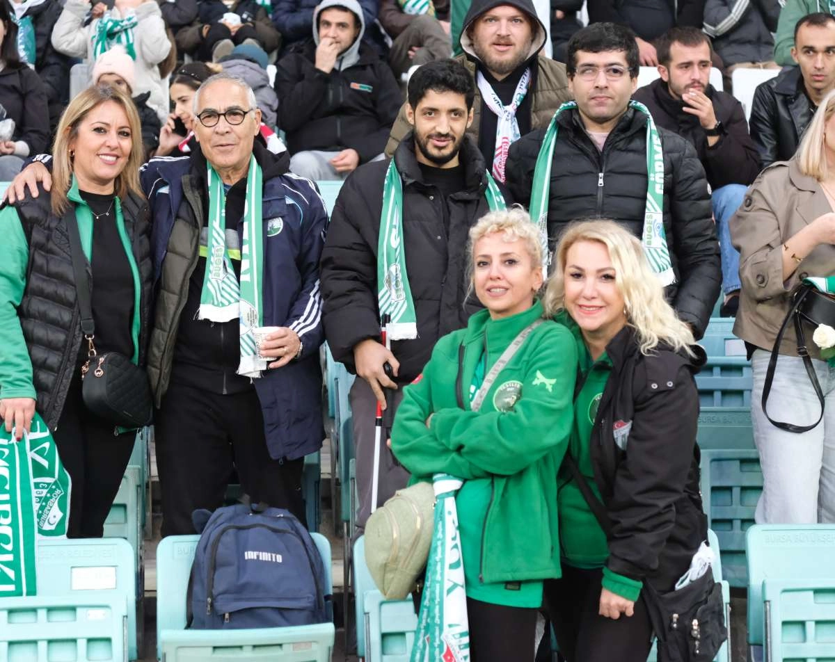 (ÖZEL) Bursaspor - Ankara Demirspor taraftar fotoğrafları 1